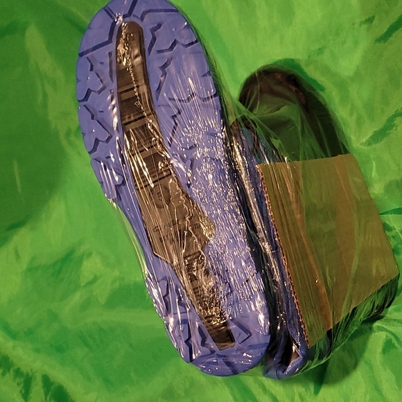 New wonder nation winter snow rain boots with removable liner - Picture 2 of 3